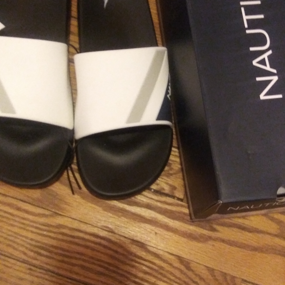 Nautica slide sandals for men. Size 10 M
